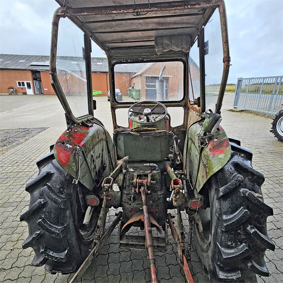 IH 276 - جرار: صورة 5 IH 276 - جرار: صورة 5