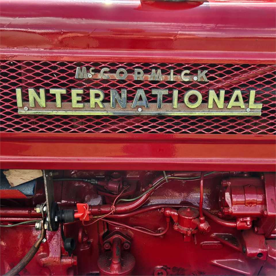 IH B-275 - جرار: صورة 5 IH B-275 - جرار: صورة 5