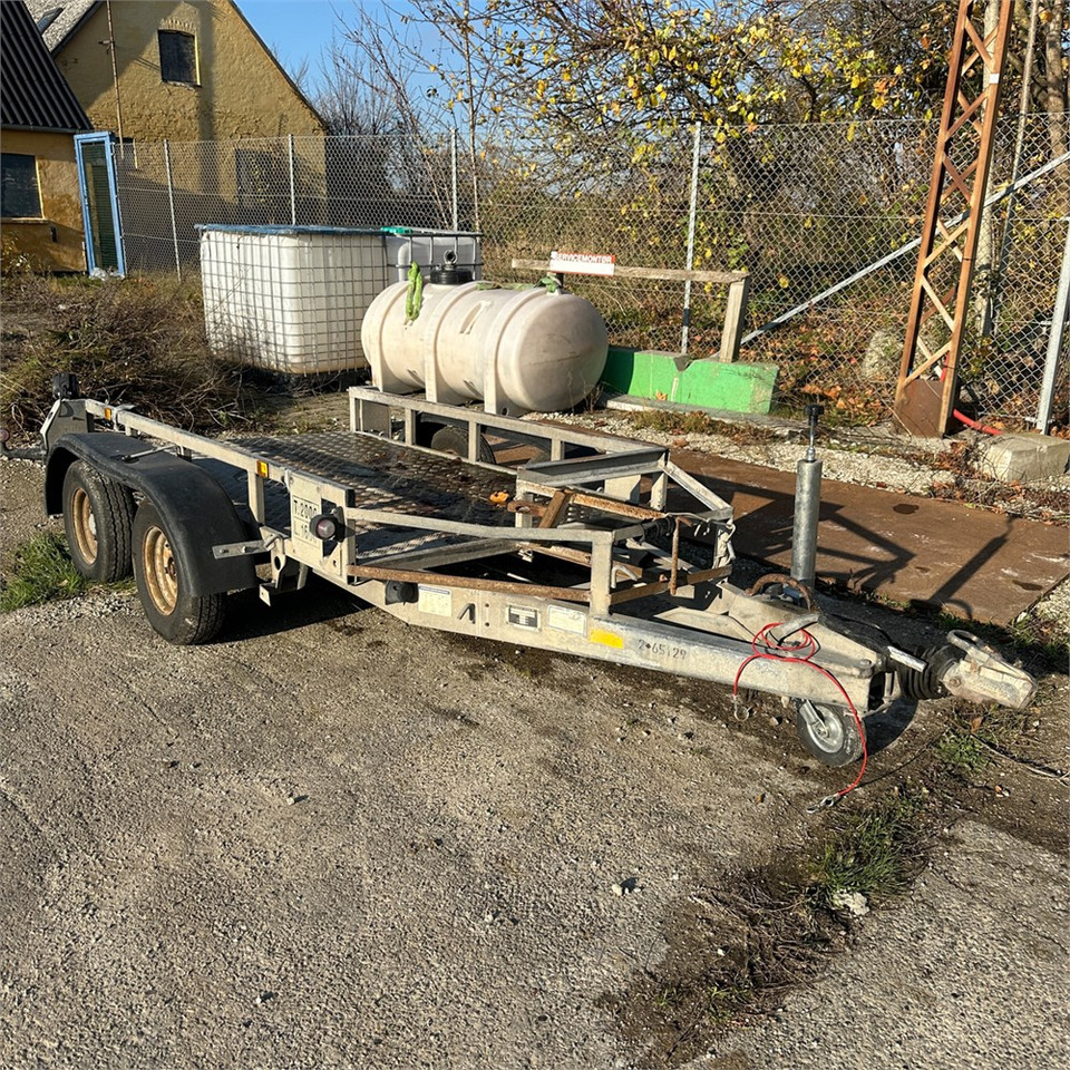 Ifor Williams 4 - مقطورة عربة: صورة 1 Ifor Williams 4 - مقطورة عربة: صورة 1