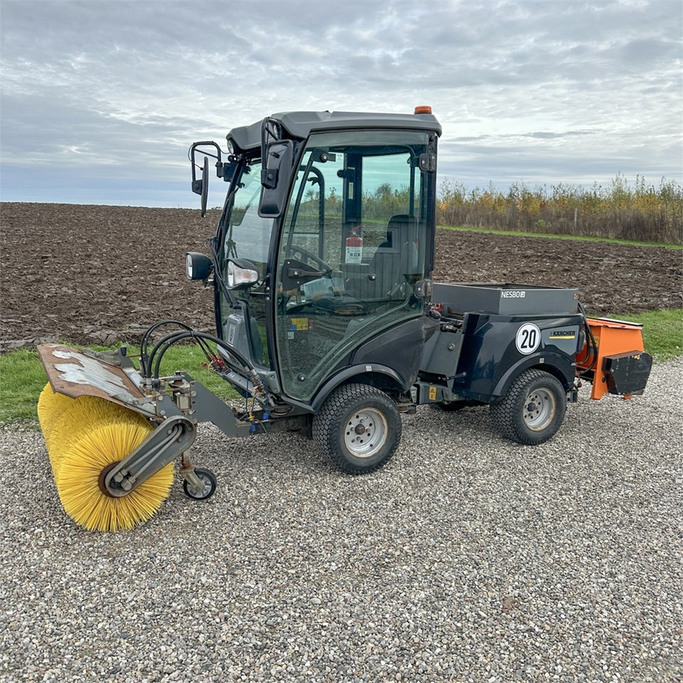 Kärcher MIC 34C Professioal - سيارة خدمات/ سيارة خاصة: صورة 1 Kärcher MIC 34C Professioal - سيارة خدمات/ سيارة خاصة: صورة 1