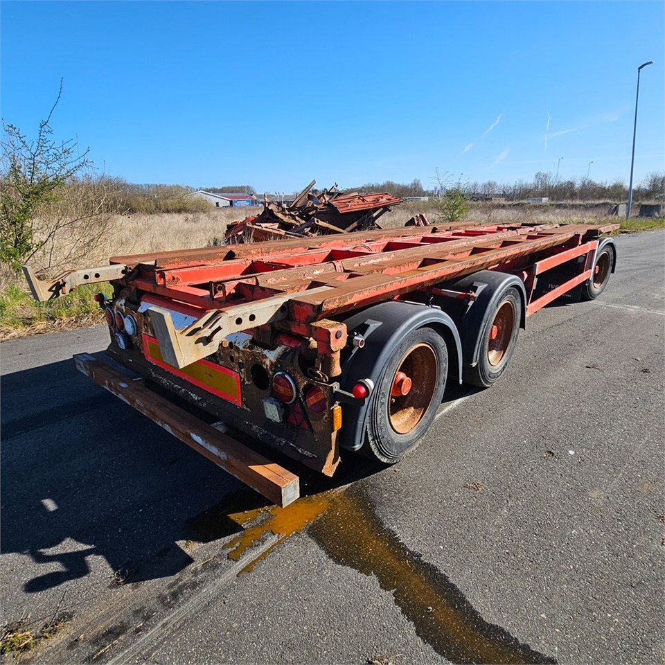 Kel-Berg T45k-2 - مقطورة هوك ليفت/ لود لوجر: صورة 3 Kel-Berg T45k-2 - مقطورة هوك ليفت/ لود لوجر: صورة 3