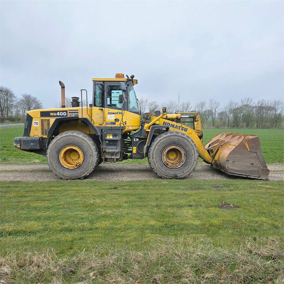Komatsu WA400 - 5 H - اللودر بعجل: صورة 1 Komatsu WA400 - 5 H - اللودر بعجل: صورة 1