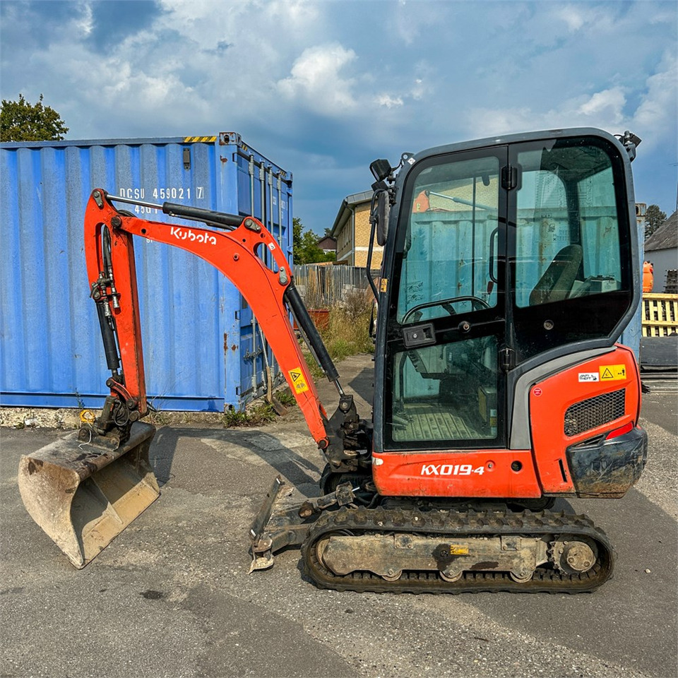 Kubota KX019-4 - حفار صغير: صورة 2 Kubota KX019-4 - حفار صغير: صورة 2
