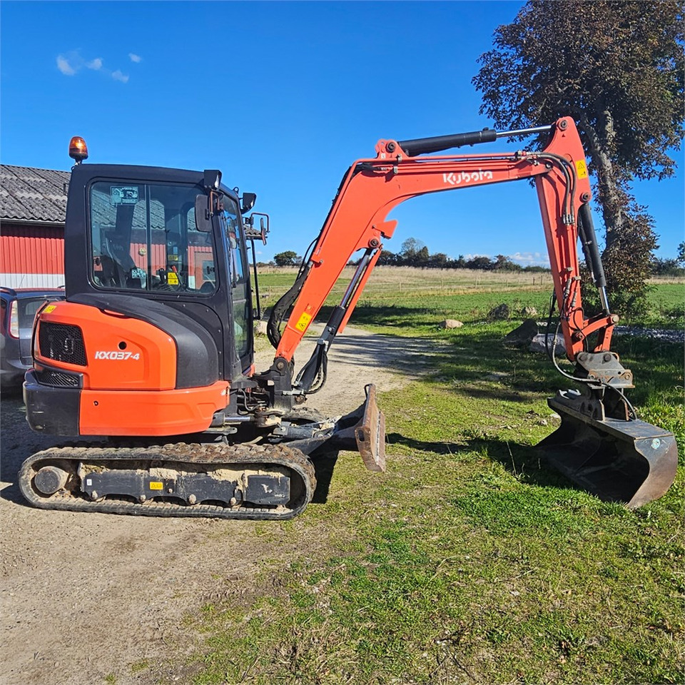 حفار صغير Kubota KX037-4: صورة 9