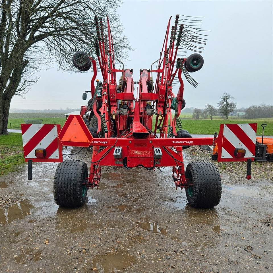 Kverneland Taarup 90150 V - ماكينات نشر التبن: صورة 5 Kverneland Taarup 90150 V - ماكينات نشر التبن: صورة 5