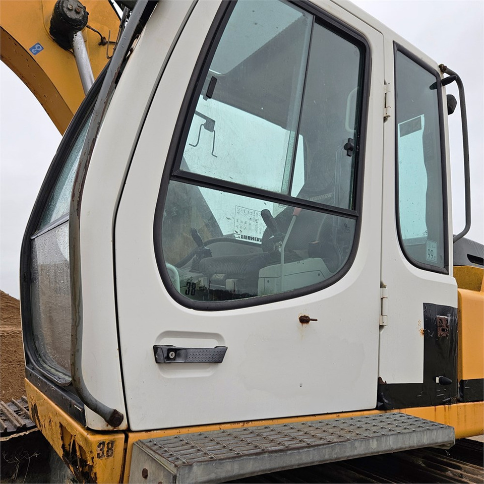 حفار زاحف Liebherr R900 C Litronic: صورة 9