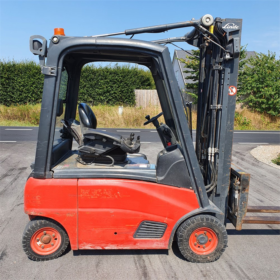 Linde H16 P-01 - رافعة شوكية: صورة 3 Linde H16 P-01 - رافعة شوكية: صورة 3