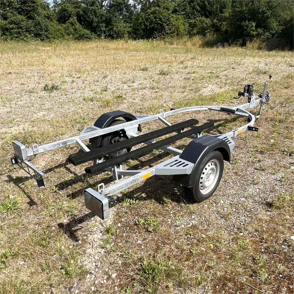 Lorries PP75 - مقطورة القارب: صورة 2 Lorries PP75 - مقطورة القارب: صورة 2