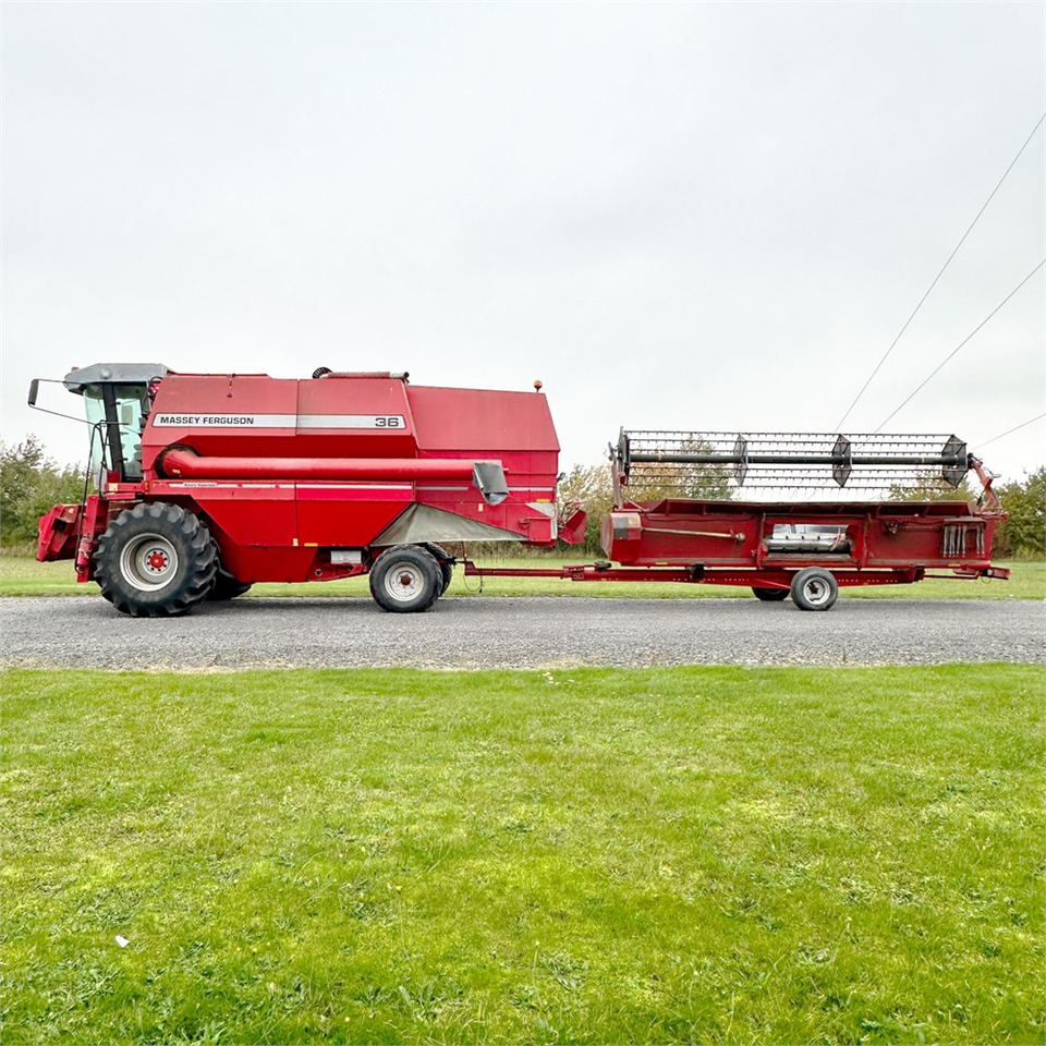 Massey Ferguson 36 - آلات الحصاد: صورة 4 Massey Ferguson 36 - آلات الحصاد: صورة 4