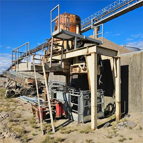 Metso B7100 - كسارة مخرو: صورة 4 Metso B7100 - كسارة مخرو: صورة 4