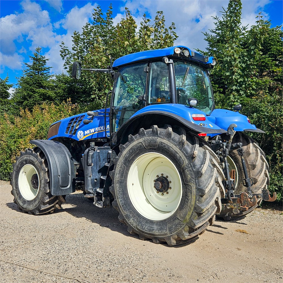 New Holland T8.390 - جرار: صورة 3 New Holland T8.390 - جرار: صورة 3