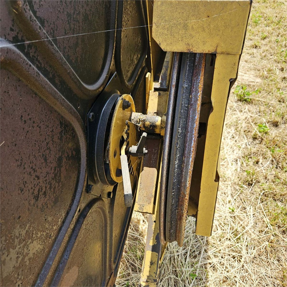 تأجير New Holland TX68 New Holland TX68: صورة 49