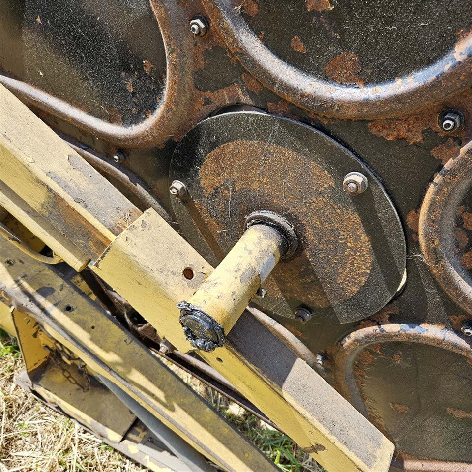 تأجير New Holland TX68 New Holland TX68: صورة 46