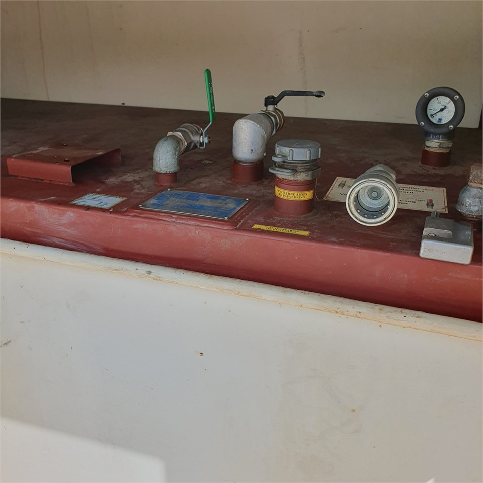 Roug A/S 2000 liter - خزان تخزين: صورة 4 Roug A/S 2000 liter - خزان تخزين: صورة 4