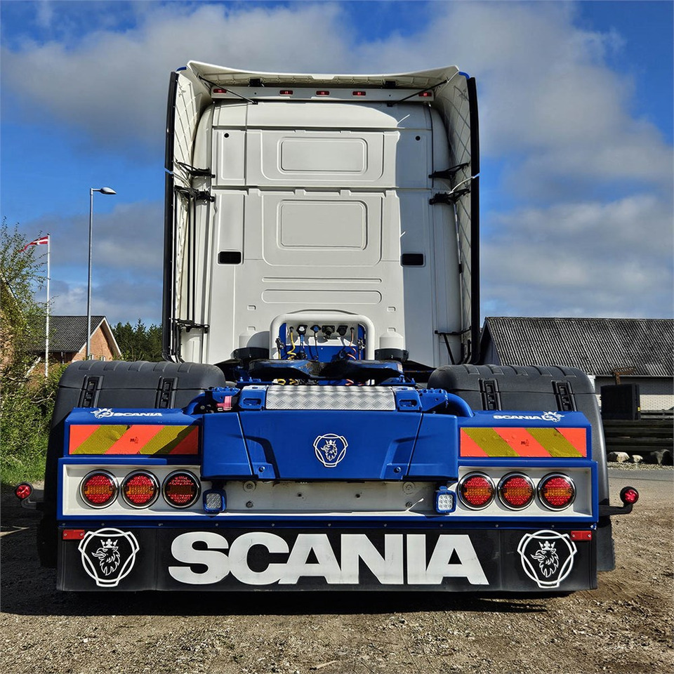 Scania R 560 LA6X2 4MNB - مقطورة السحب: صورة 5 Scania R 560 LA6X2 4MNB - مقطورة السحب: صورة 5