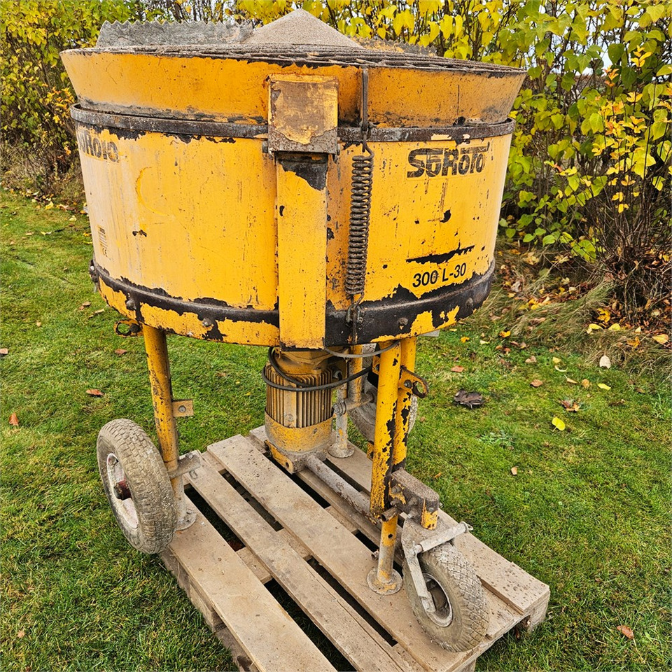 Soroto 300 L-30 - خلاطه اسمنت: صورة 4 Soroto 300 L-30 - خلاطه اسمنت: صورة 4