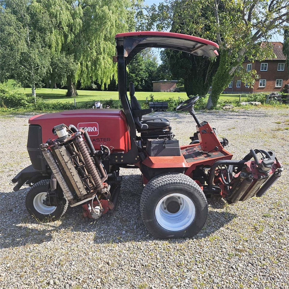 Toro Reelmaster 6700-D - جزازة عشب الحدائق: صورة 3 Toro Reelmaster 6700-D - جزازة عشب الحدائق: صورة 3