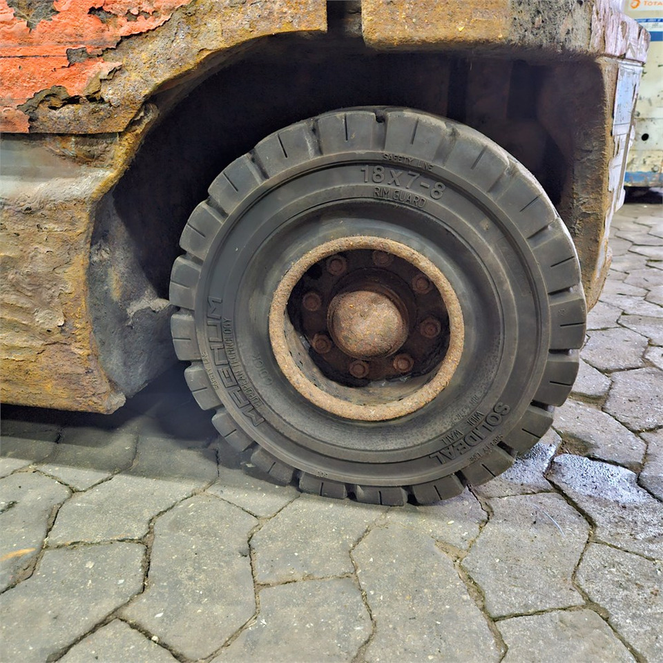 رافعة شوكية Toyota 7FBMF30: صورة 14 رافعة شوكية Toyota 7FBMF30: صورة 14