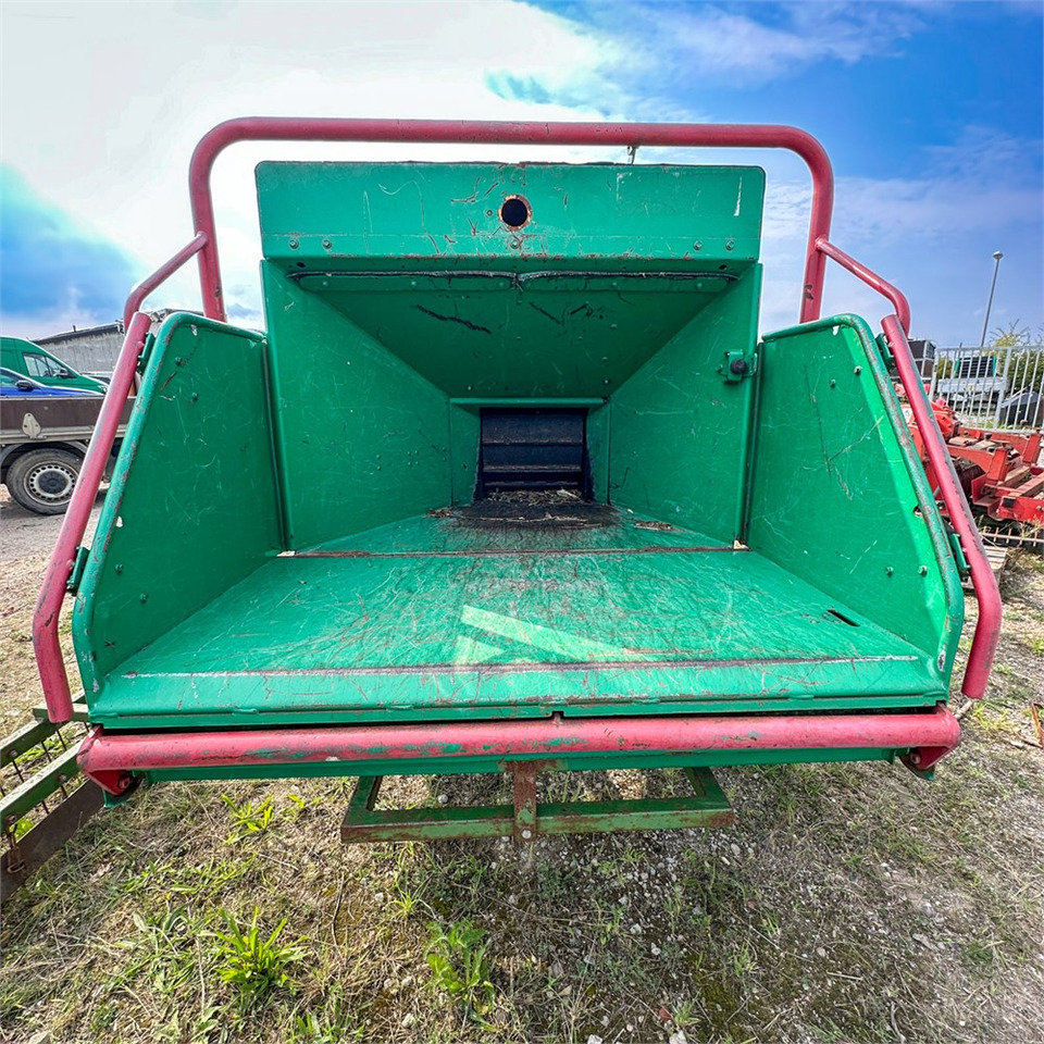 Vermeer BC1000 XL - قاطعة الأخشاب: صورة 4 Vermeer BC1000 XL - قاطعة الأخشاب: صورة 4