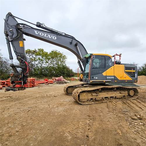 Volvo EC250 EL - حفار زاحف: صورة 1 Volvo EC250 EL - حفار زاحف: صورة 1
