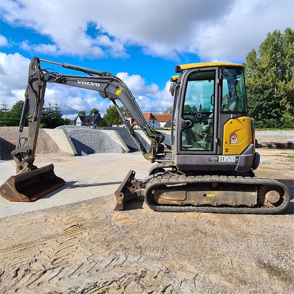 Volvo ECR50 D - حفار صغير: صورة 1 Volvo ECR50 D - حفار صغير: صورة 1
