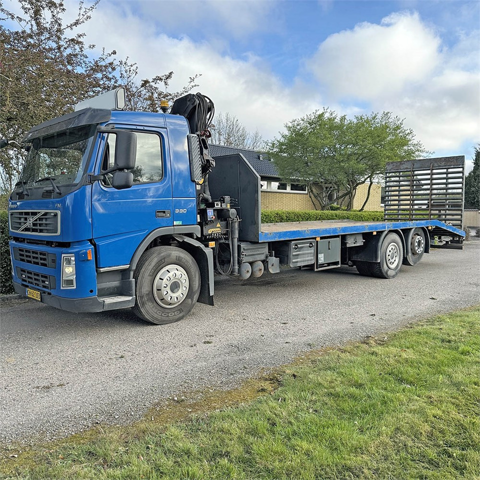 Volvo FM 330 6x2 - شاحنة سحب: صورة 1 Volvo FM 330 6x2 - شاحنة سحب: صورة 1