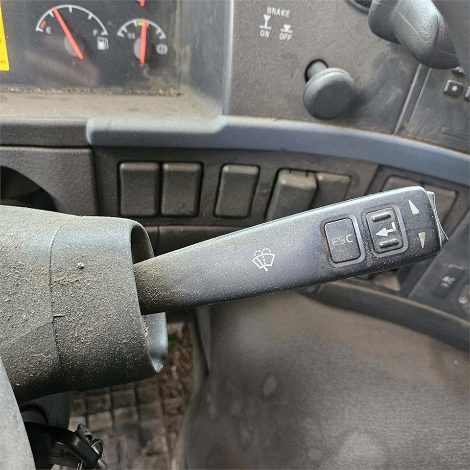 شاحنة صندوقية Volvo FM: صورة 19