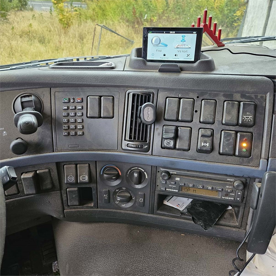 شاحنة صندوقية Volvo FM: صورة 21