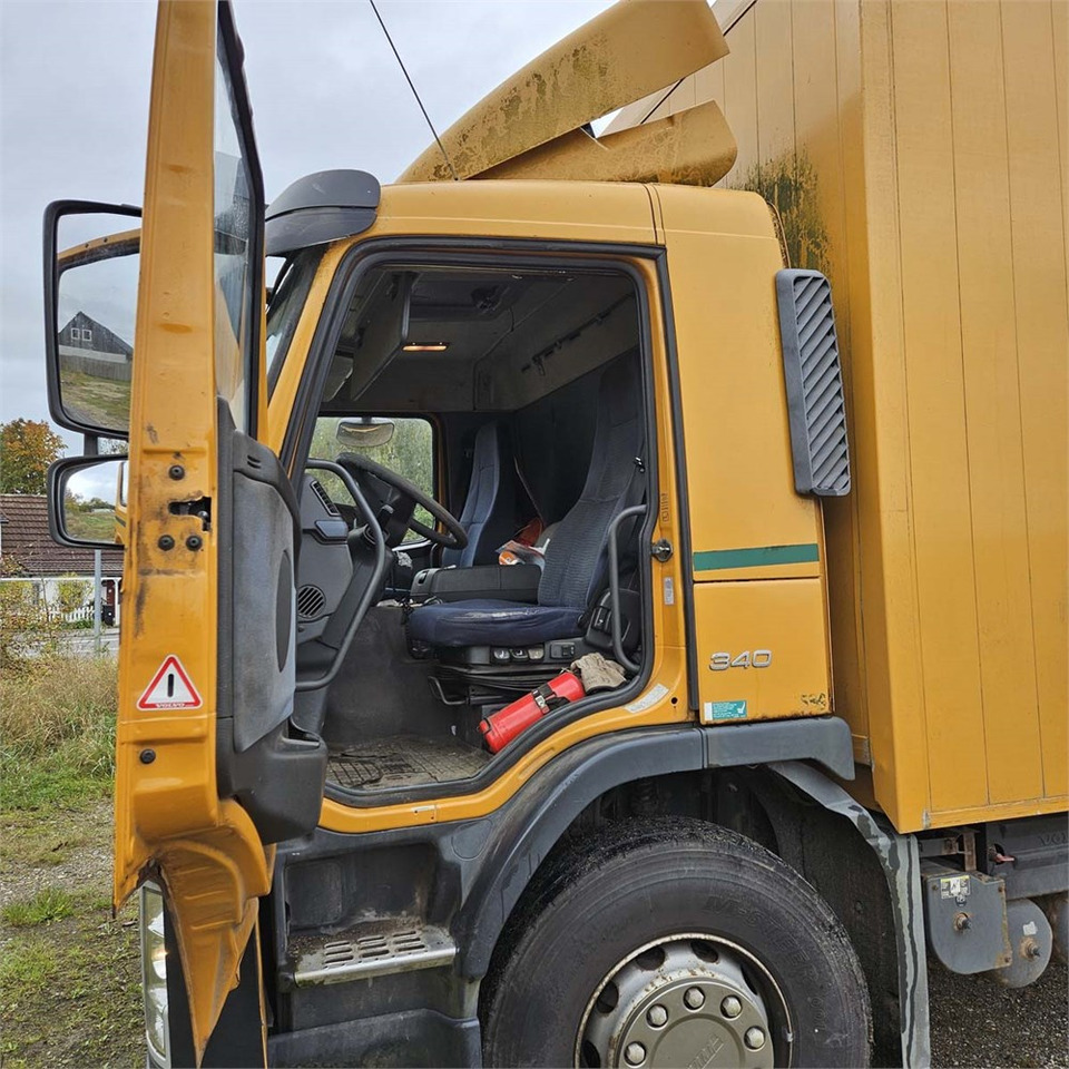 شاحنة صندوقية Volvo FM: صورة 12