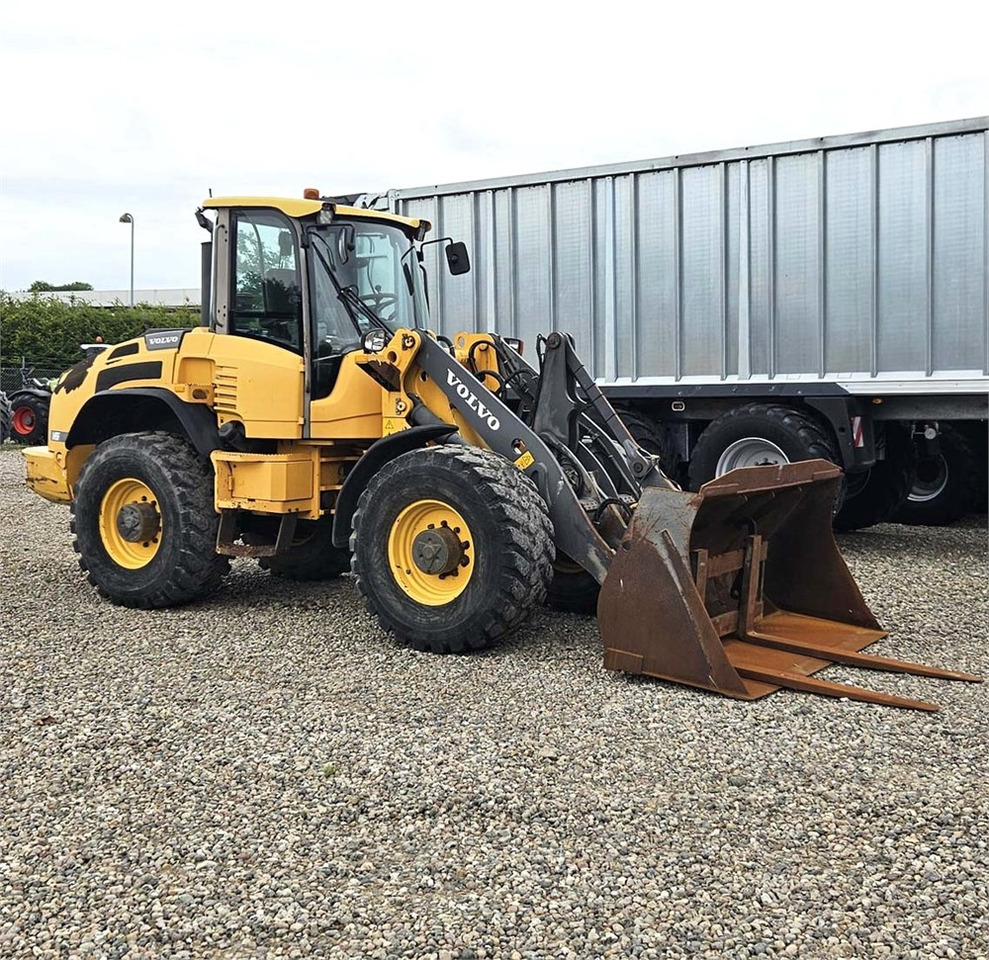 Volvo L45F-TP - اللودر بعجل: صورة 1 Volvo L45F-TP - اللودر بعجل: صورة 1