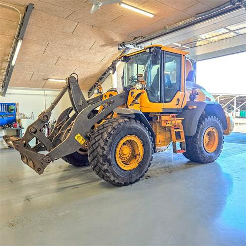 Volvo L90 H - اللودر بعجل: صورة 1 Volvo L90 H - اللودر بعجل: صورة 1