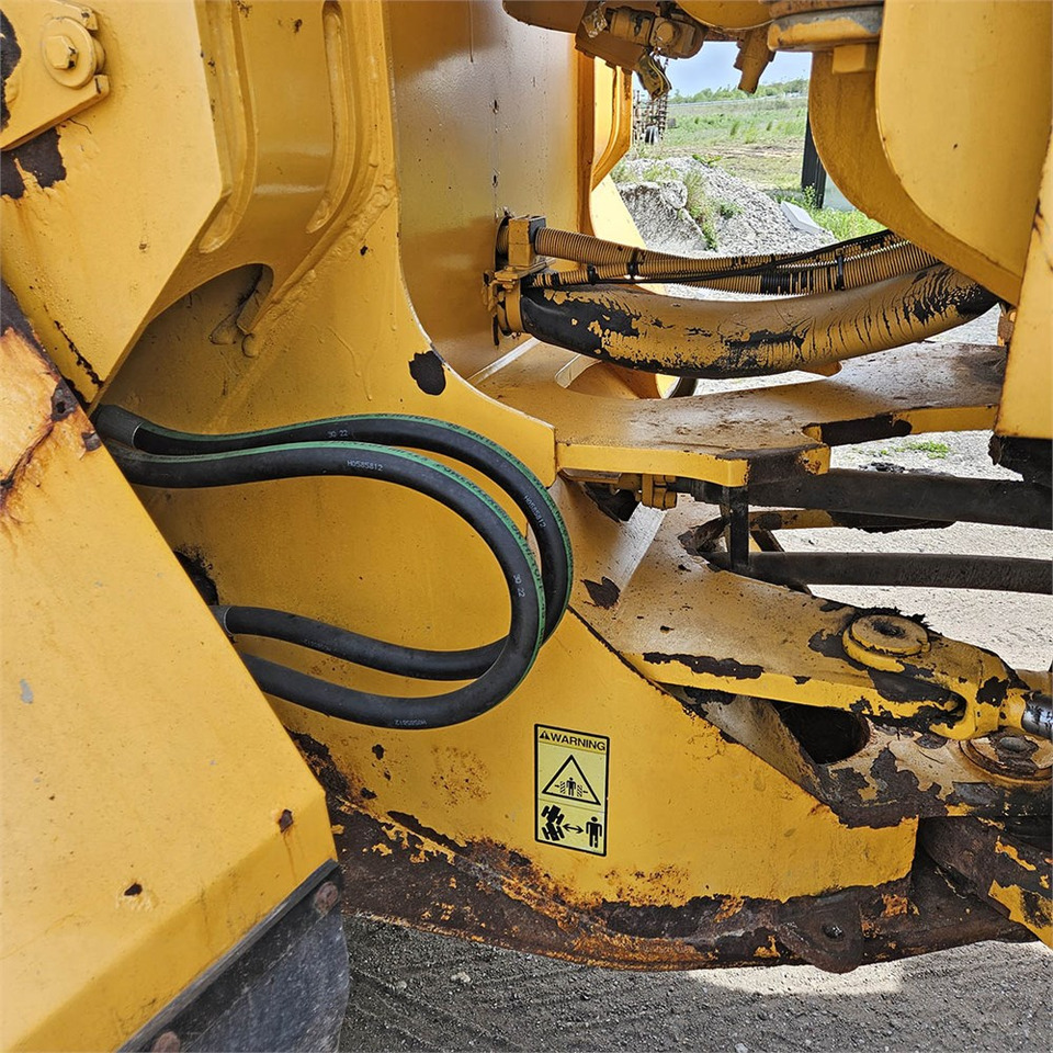 اللودر بعجل Volvo L90C: صورة 35