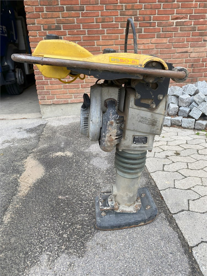 Wacker Neuson Rammer BS 50 - 2i - آلة الدك: صورة 1 Wacker Neuson Rammer BS 50 - 2i - آلة الدك: صورة 1