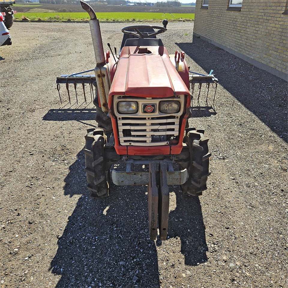 Yanmar 1510 D - جرار خدمات بلدية: صورة 2 Yanmar 1510 D - جرار خدمات بلدية: صورة 2