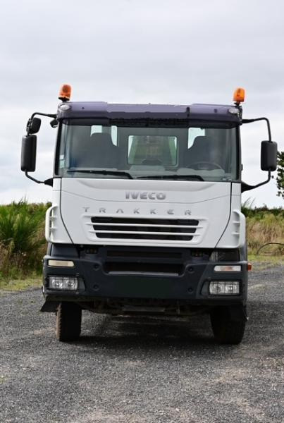 Iveco TRAKKER 380 - شاحنة برافعة خطافية: صورة 4 Iveco TRAKKER 380 - شاحنة برافعة خطافية: صورة 4