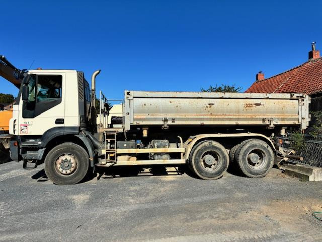 Iveco TRAKKER 410 - شاحنة قلاب: صورة 3 Iveco TRAKKER 410 - شاحنة قلاب: صورة 3