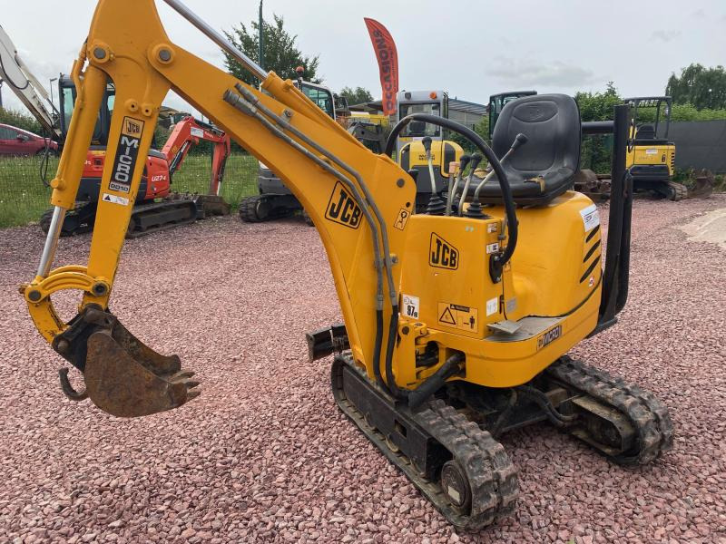 Jcb MICROPELLE 1 TONNE 8008 - حفار صغير: صورة 3 Jcb MICROPELLE 1 TONNE 8008 - حفار صغير: صورة 3