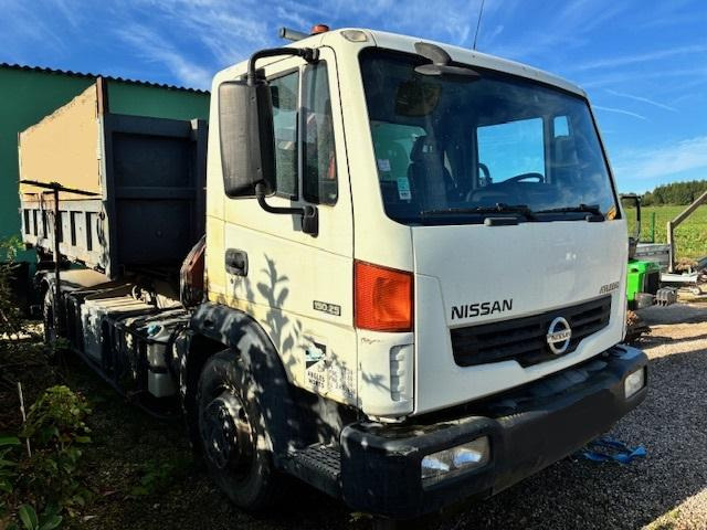 Nissan ATLEON 150.25 - شاحنة برافعة خطافية, شاحنة كرين: صورة 2 Nissan ATLEON 150.25 - شاحنة برافعة خطافية, شاحنة كرين: صورة 2