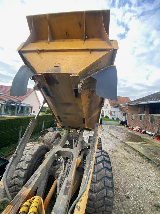 شاحنة مفصلية Volvo A 40: صورة 12