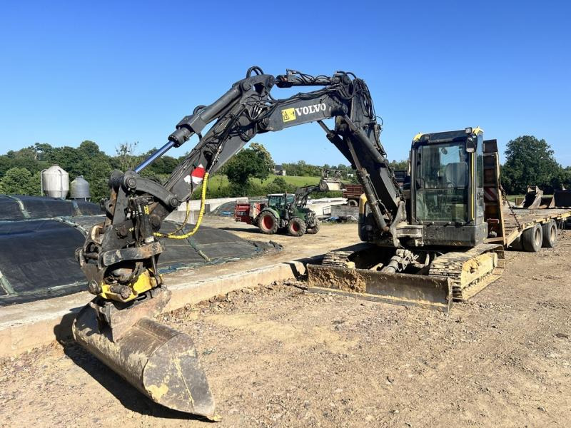 Volvo ECR 88D - حفار صغير: صورة 1 Volvo ECR 88D - حفار صغير: صورة 1