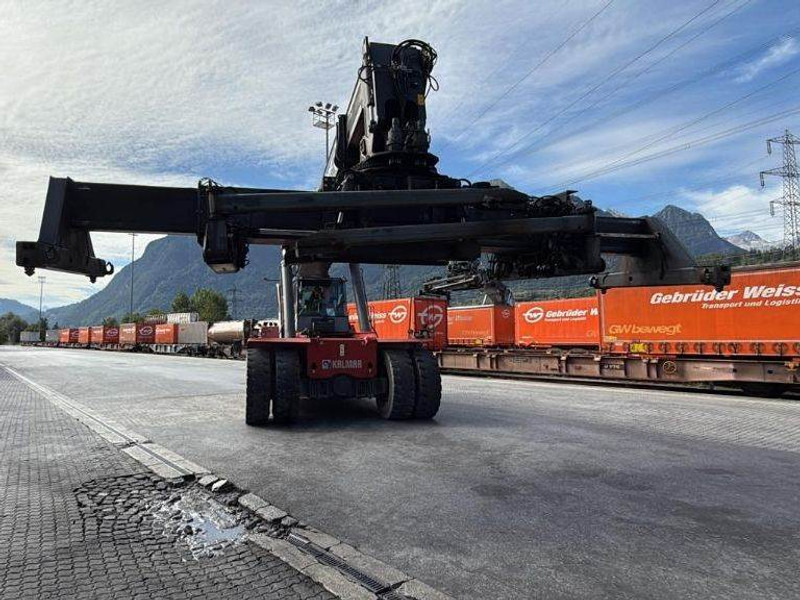 Kalmar DRF400-60C5 - آلة حمل الحاويات في الأماكن الصغيرة: صورة 5 Kalmar DRF400-60C5 - آلة حمل الحاويات في الأماكن الصغيرة: صورة 5