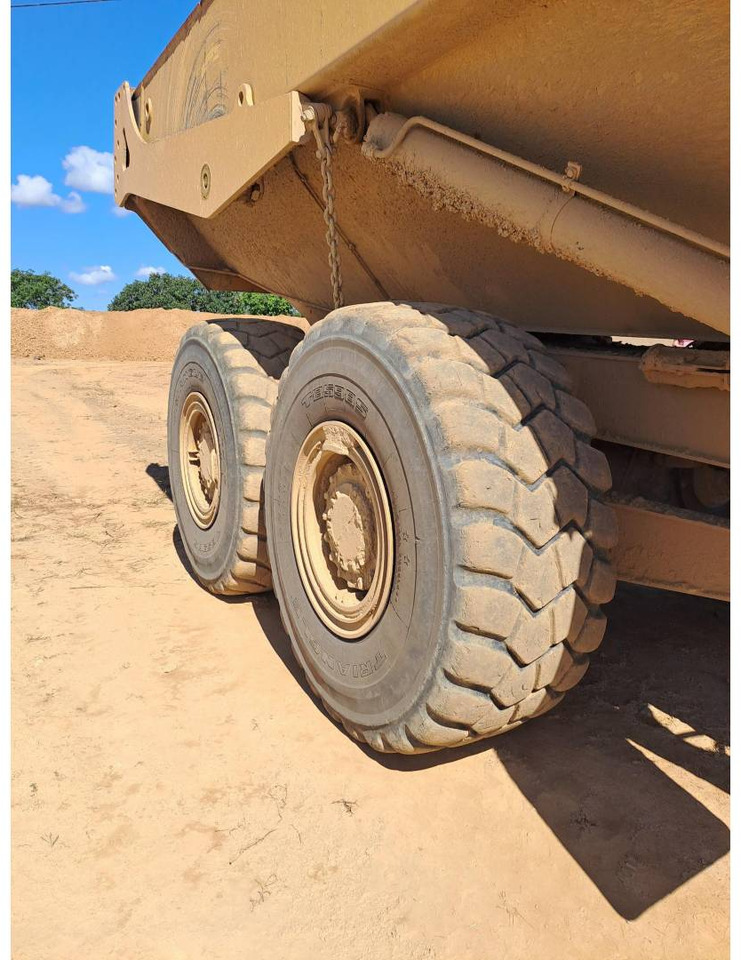 شاحنة مفصلية CAT 730: صورة 13 شاحنة مفصلية CAT 730: صورة 13