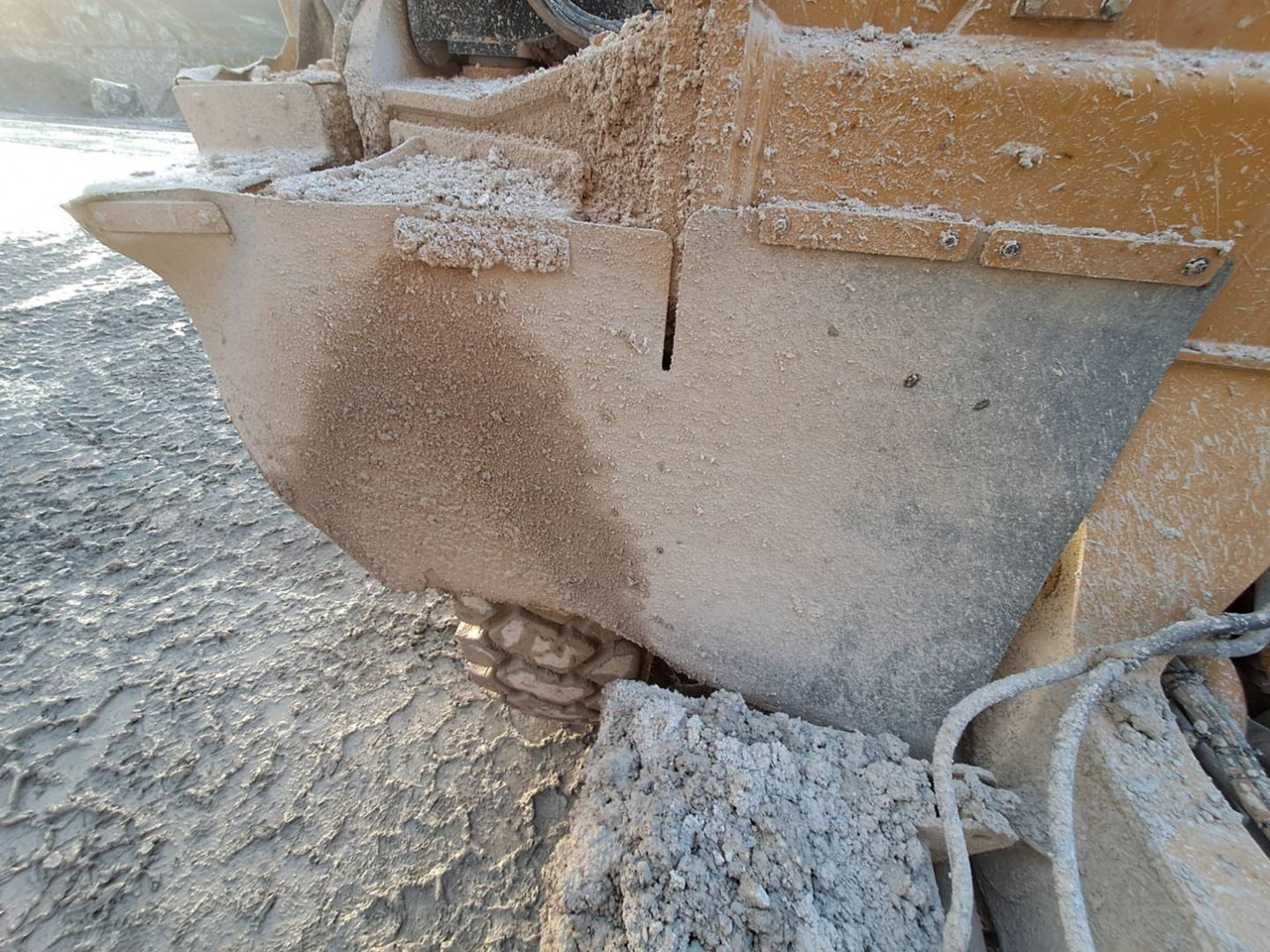 تأجير CAT 777G CAT 777G: صورة 23