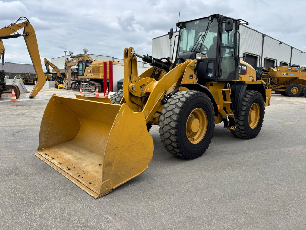CAT 914M - اللودر بعجل: صورة 2 CAT 914M - اللودر بعجل: صورة 2