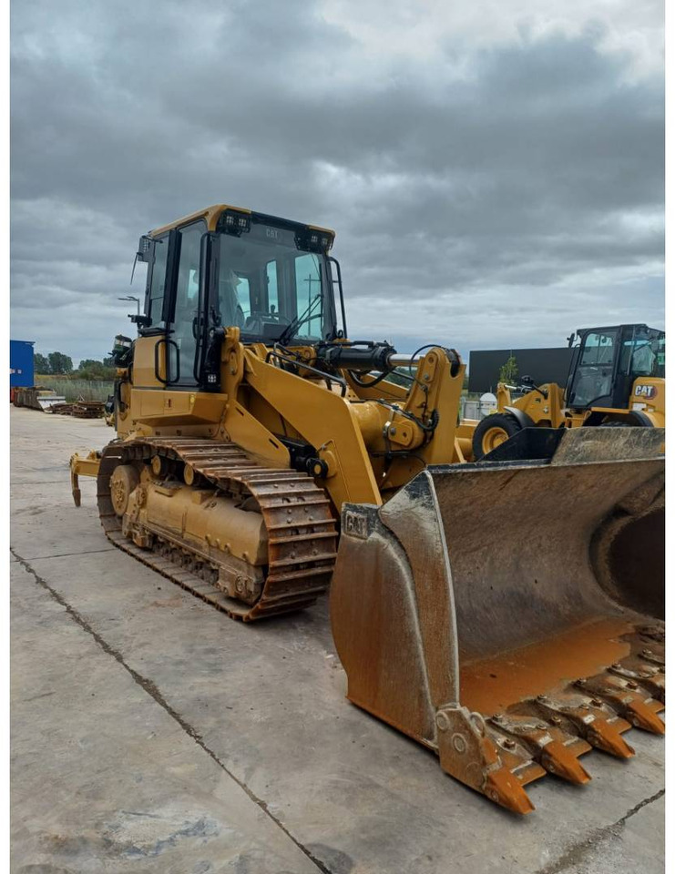 CAT 963 - اللودر المجنزر: صورة 2 CAT 963 - اللودر المجنزر: صورة 2