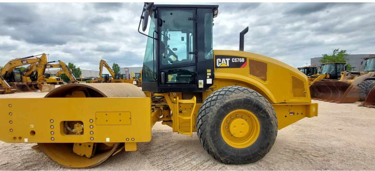 CAT CS76B 4F - ضاغطة التربة: صورة 1 CAT CS76B 4F - ضاغطة التربة: صورة 1