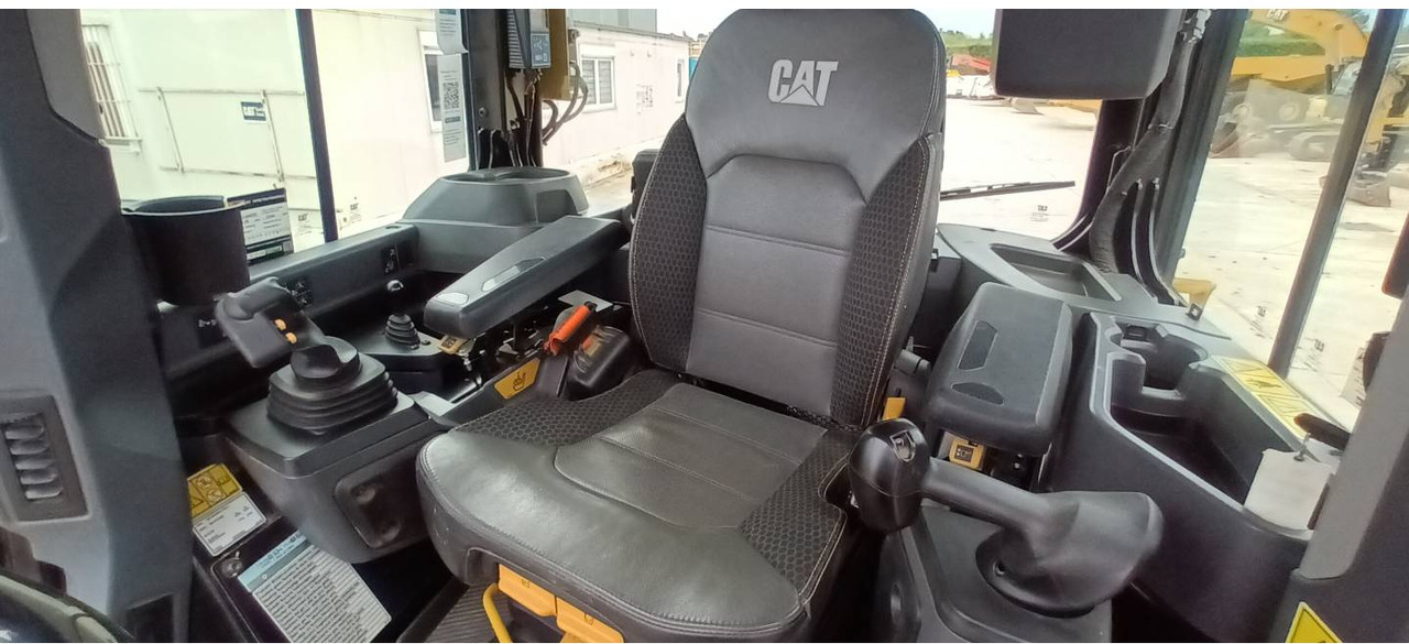 تأجير CAT D5 CAT D5: صورة 11