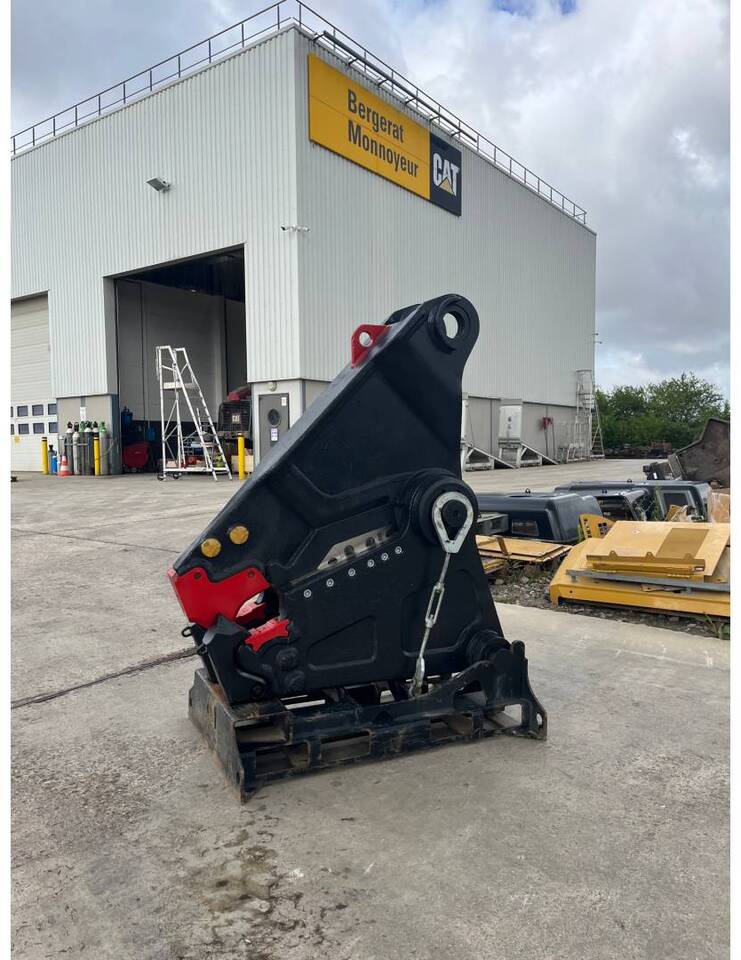 CAT MP324.J1B.CC - مقصات الهدم - آلات الإنشاء: صورة 1 CAT MP324.J1B.CC - مقصات الهدم - آلات الإنشاء: صورة 1