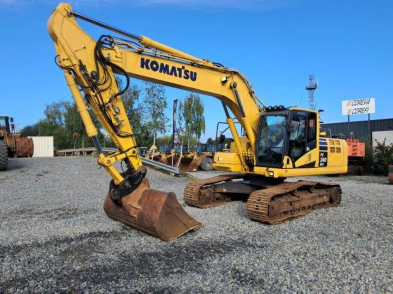 KOMATSU PC240LC7 - حفار زاحف: صورة 1 KOMATSU PC240LC7 - حفار زاحف: صورة 1