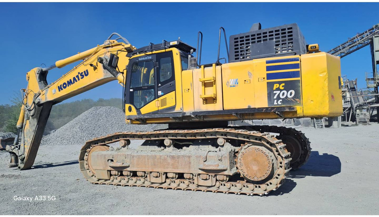 KOMATSU PC700LC - حفار زاحف: صورة 1 KOMATSU PC700LC - حفار زاحف: صورة 1